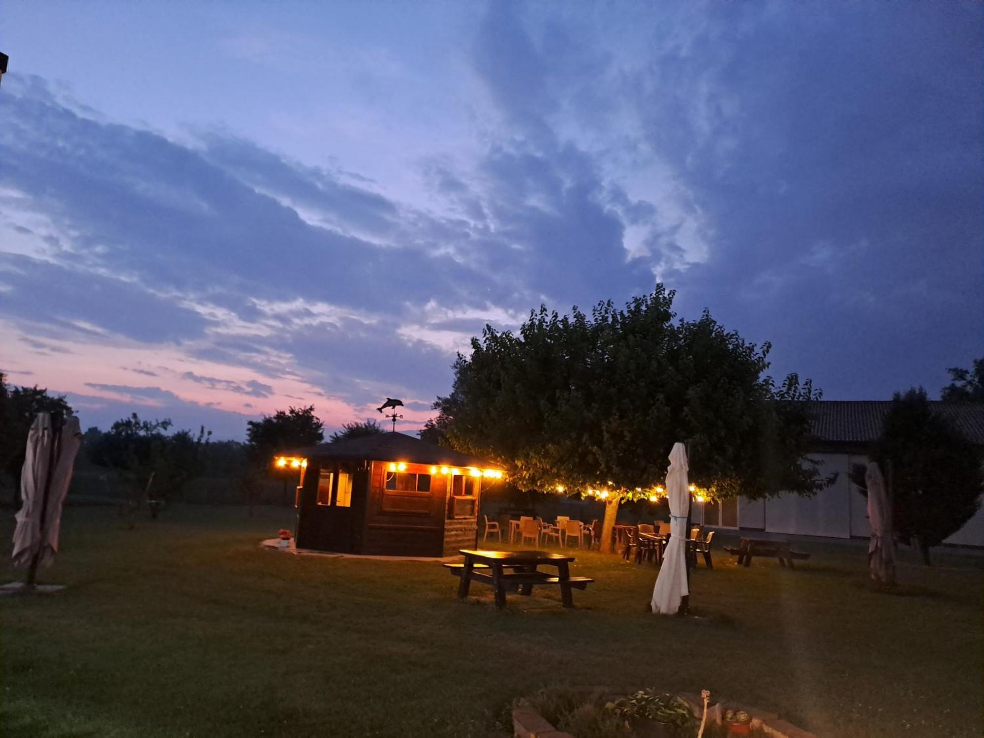 Azienda Agrituristica Ai Prai Castello Di Godego Exterior photo
